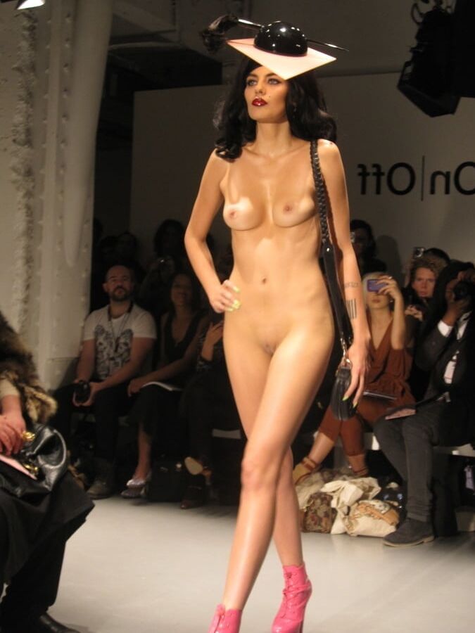 Models Haute Couture Part