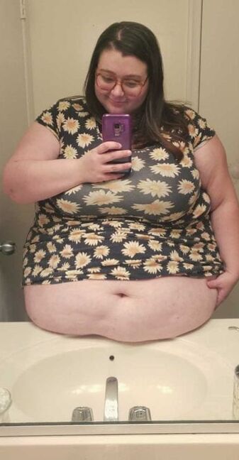 BBW &amp; SSBBW With Resting Bellies