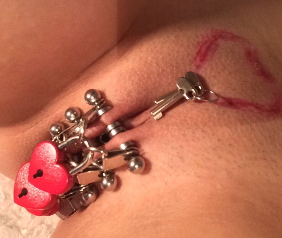 DEPRAVITY: Latex, Amputee, Pierced