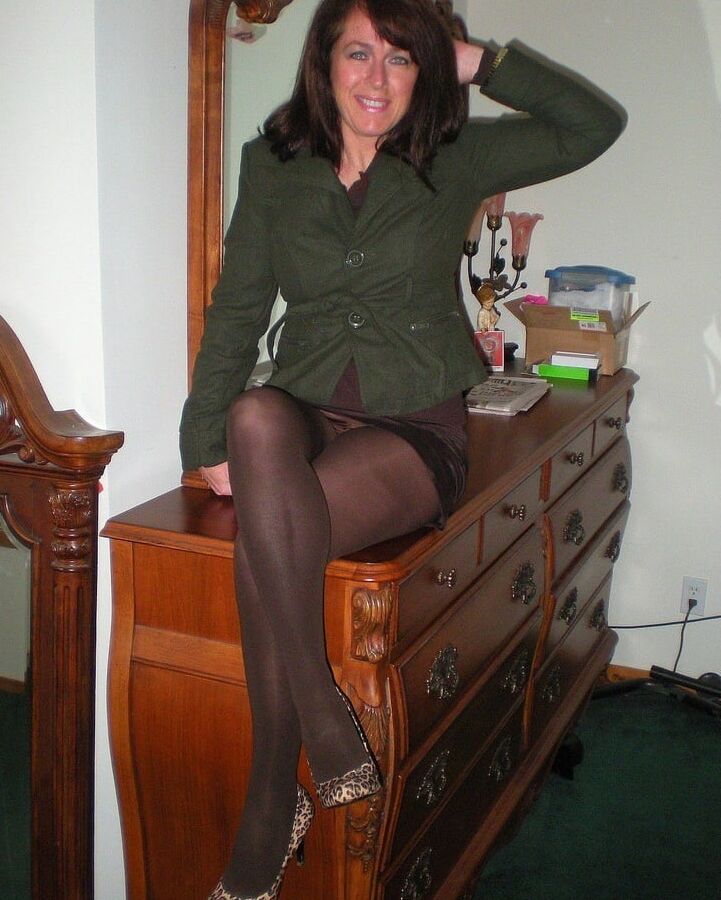 American Pantyhose Mature