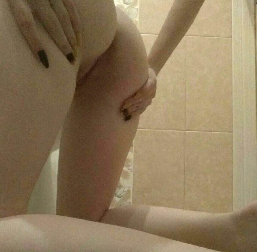 Danielle slut from Naperville, Illinois