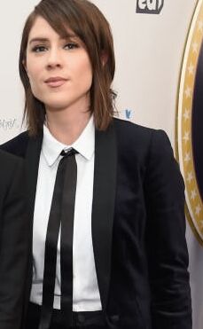 Tegan and Sara I want to cum on them vol.