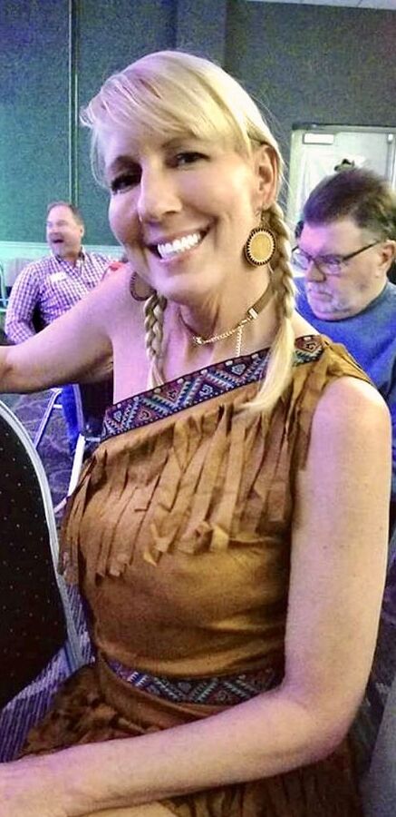 Gorgeous Blonde Milf Housewife from Missouri