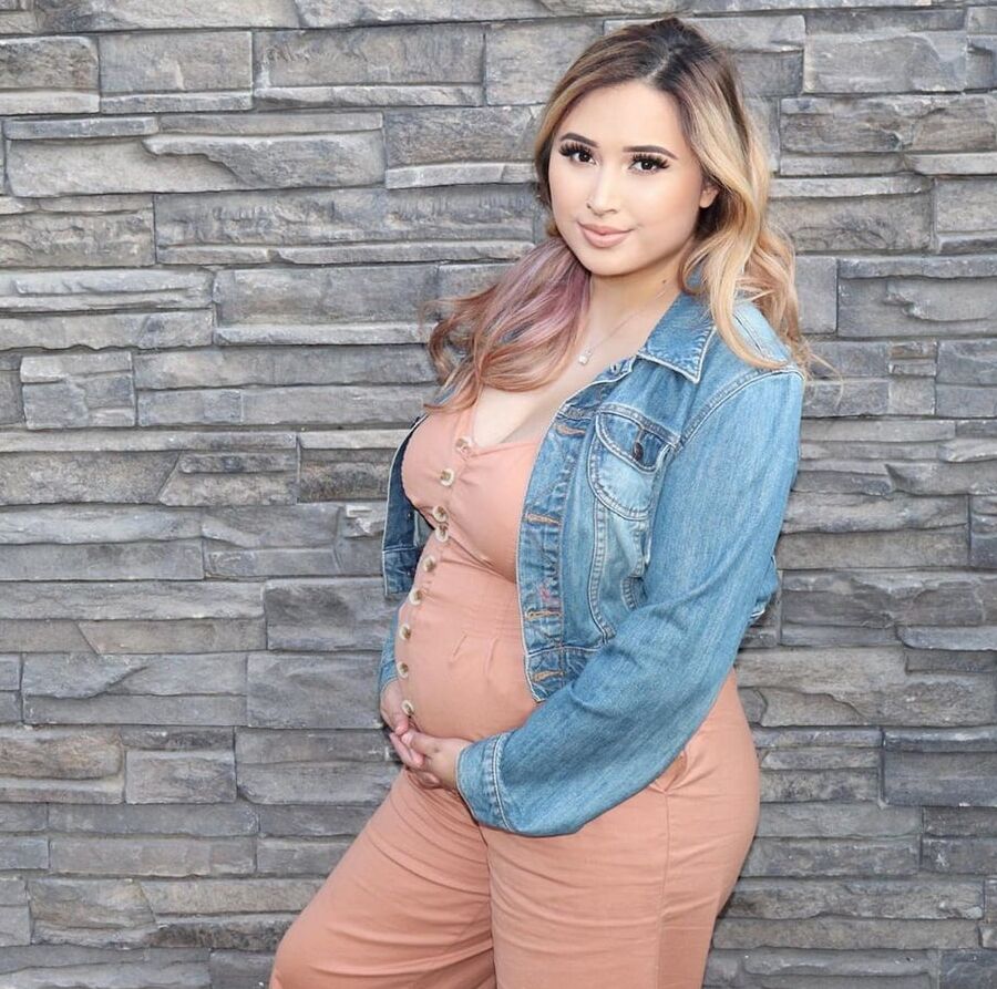 Pregnant women are sexy