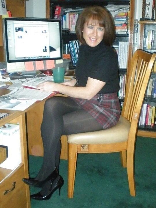 American Pantyhose Mature