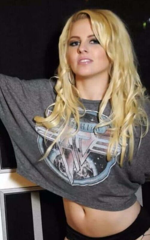 Candice LeRae - World&;s Cutest Wrestler