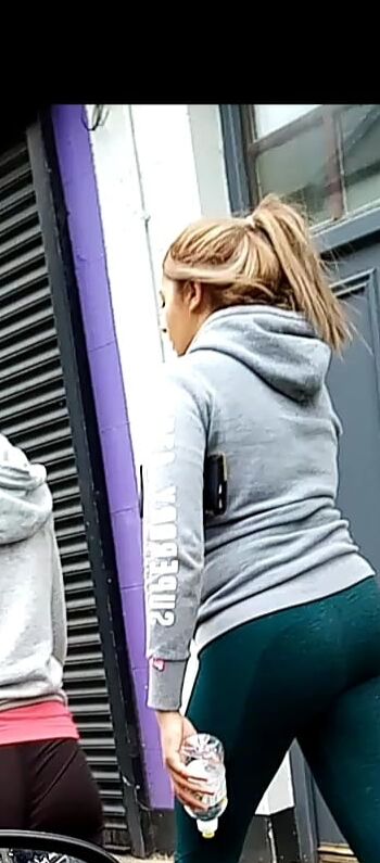 Big Ass In Leggings