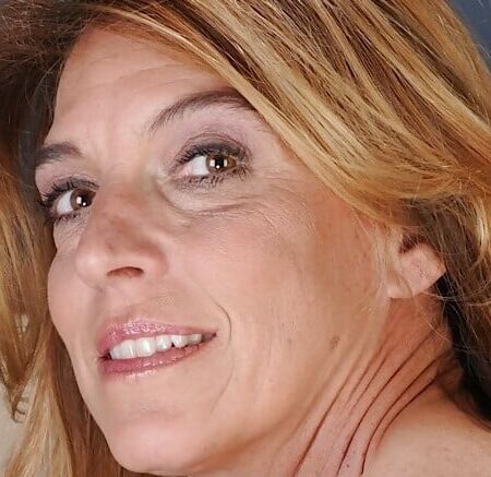 Monique Genova