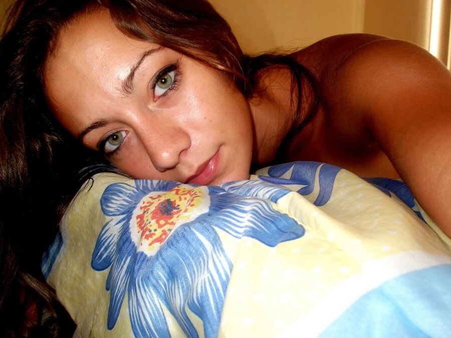 Gorgeous Amateur Lili
