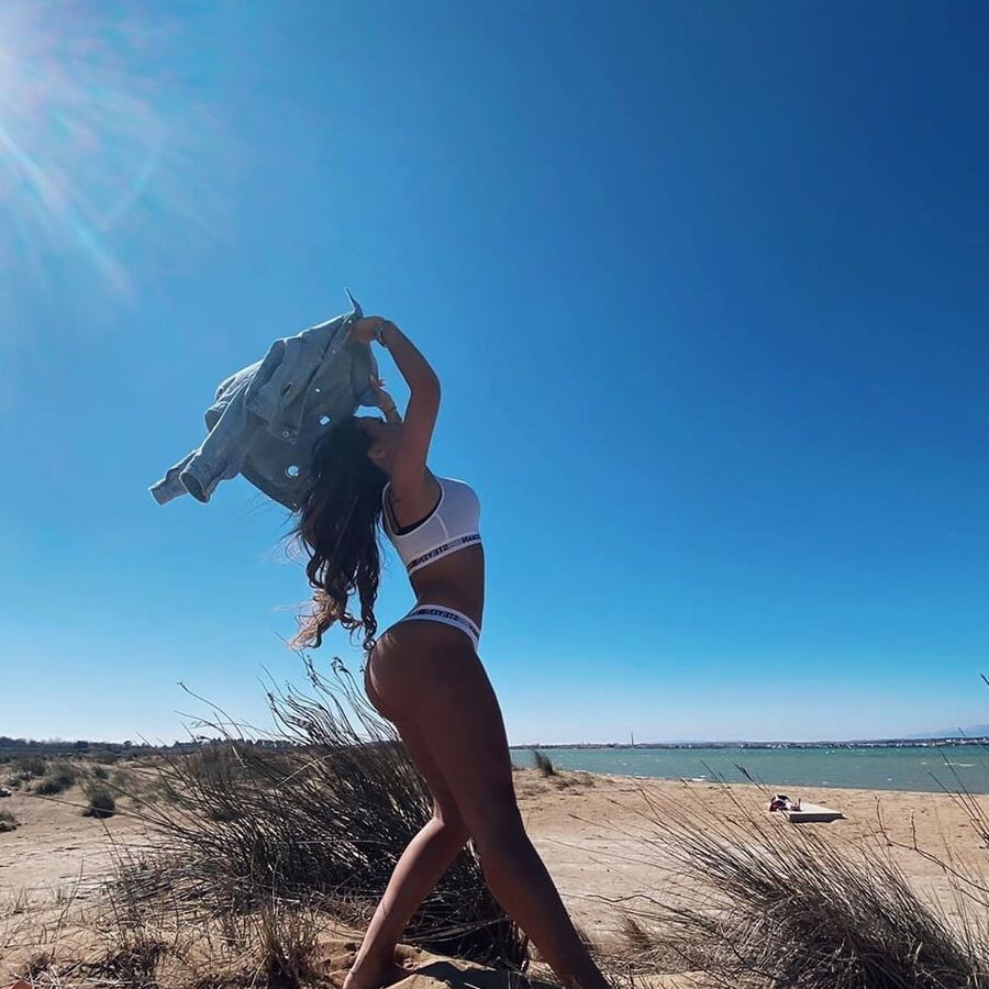 Croatian Bombshell Olivera