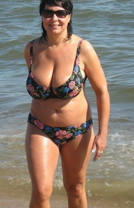 Mature ladies at the beach