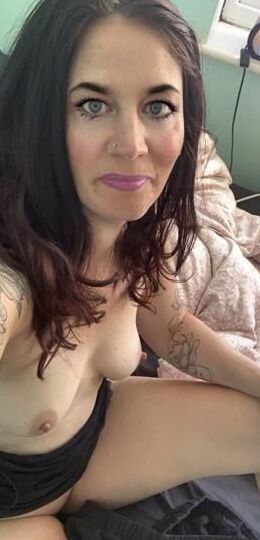 Mature Milf from Watford