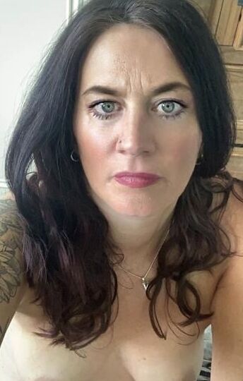 Mature Milf from Watford