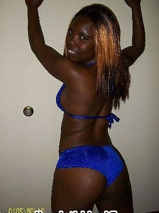 Sexy black girl yum