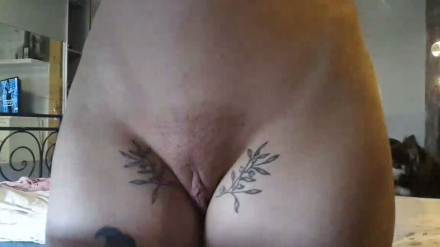 Blonde girl shows what she got
