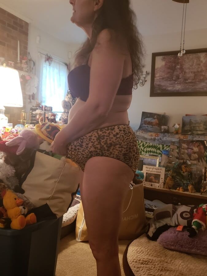 Slut wife needs cock