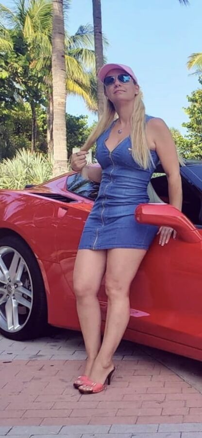 SEXY Mature mom