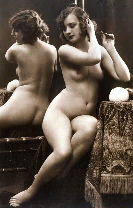 All Sizes, All Sexy - Evocatively Vintage