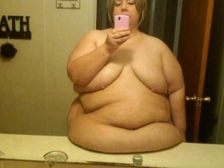 BBW &amp; SSBBW With Resting Bellies