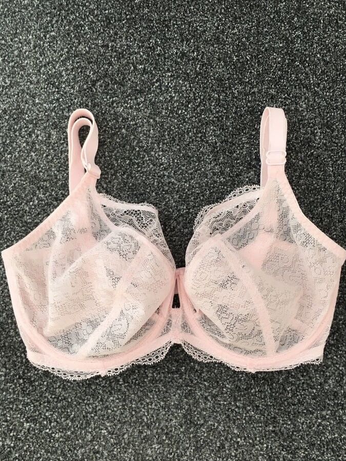 Bra shots