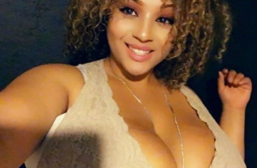 Curly hair Latina