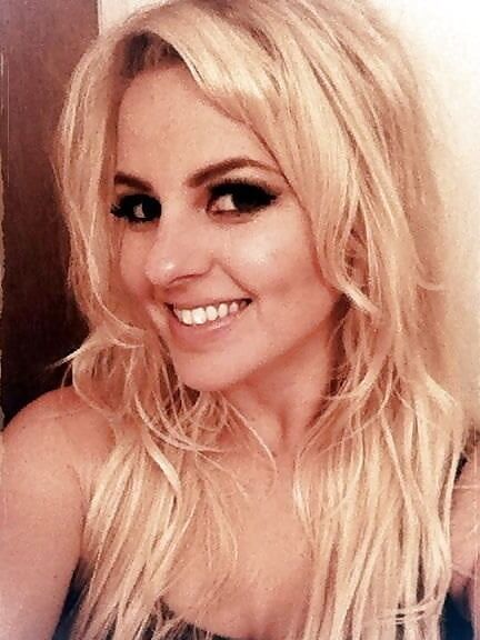 Candice LeRae - World&;s Cutest Wrestler