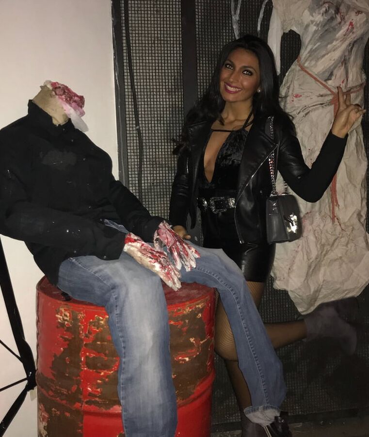 Married mom Sabrina (with pantyhose)