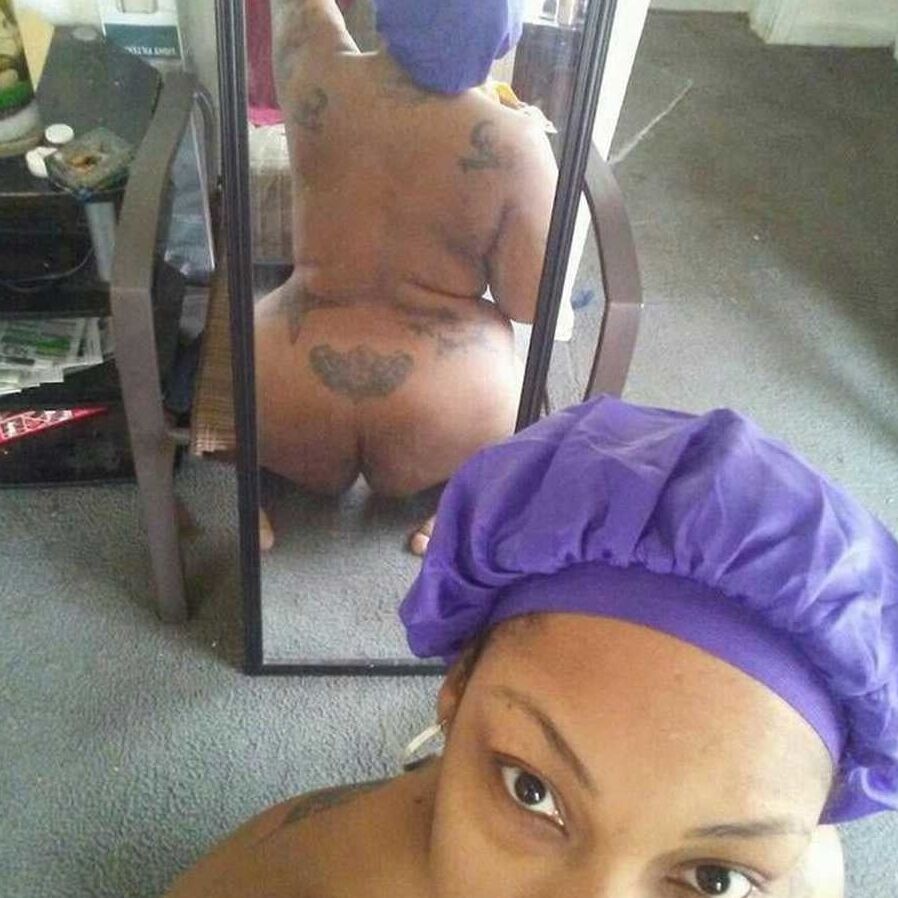 Black Series : From MILF to GILF with Matures in between
