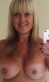Milfs and saggy tits