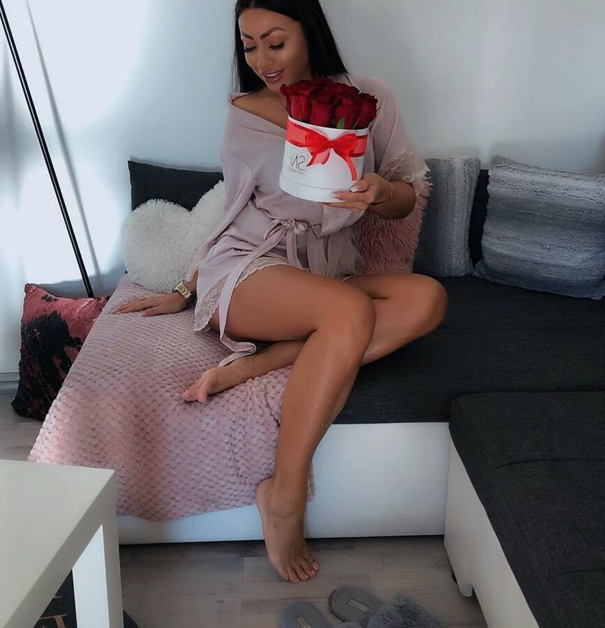 Croatian Bombshell Olivera