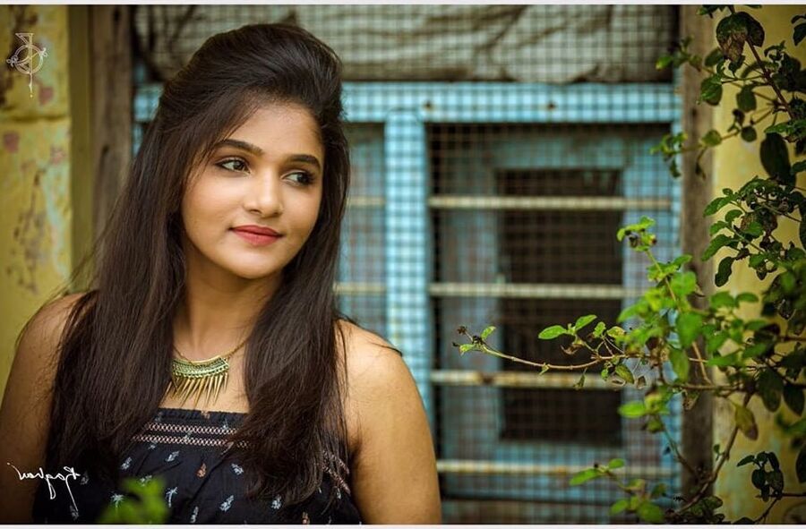 Divya(give hot comments and cum tribute on my yummy sexy )
