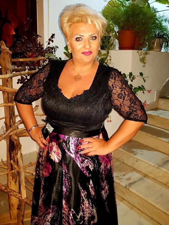 Clothed Mature - Big Boobs