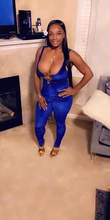 Big Bouncy Boobs