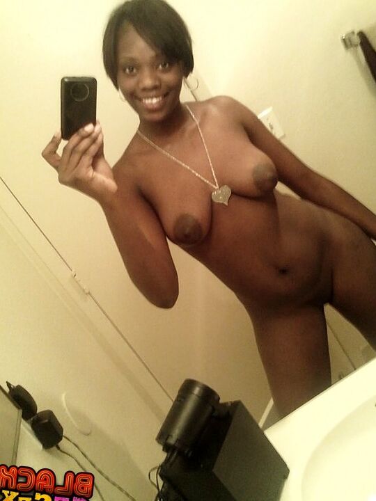 Sexy black girl yum