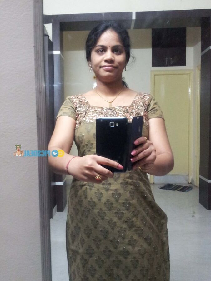 Desi Rajasthani Bhabhi