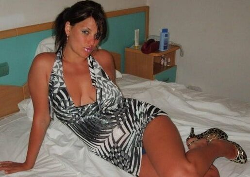 une nana plantureuse et vraiment sexy