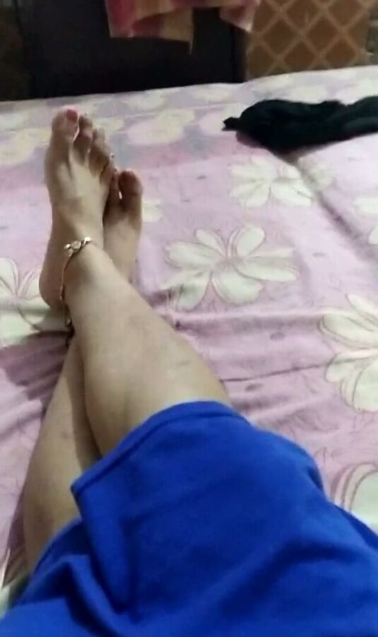 Hot girl arsits