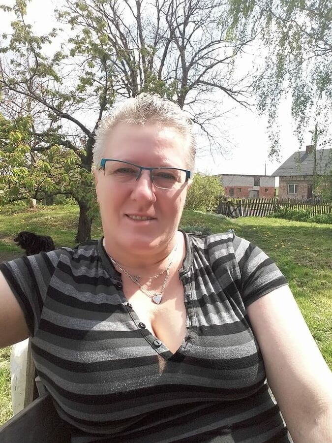 Clothed Mature - Big Boobs