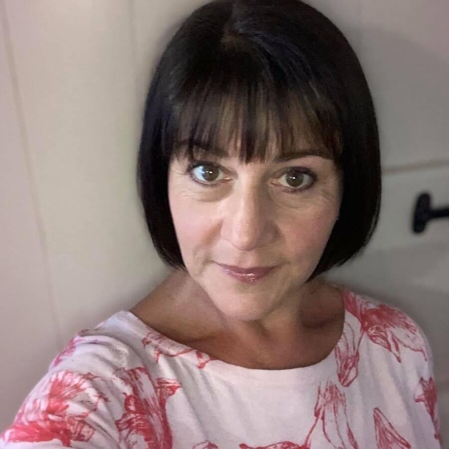 Mature faces I would like to splash my load over