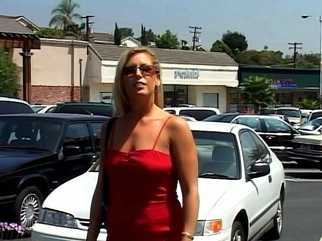 Very Hot Mature Blonde