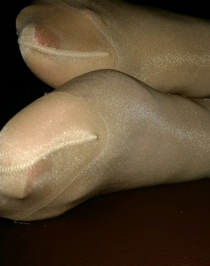 nylon feet