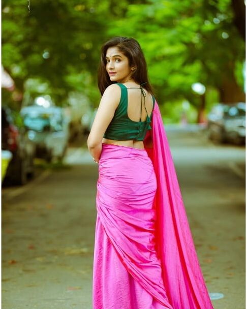 Divya(give hot comments and cum tribute on my yummy sexy )
