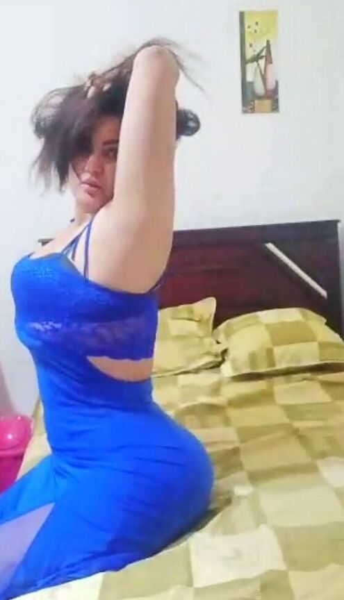 Curved Sama El-Masry big ass