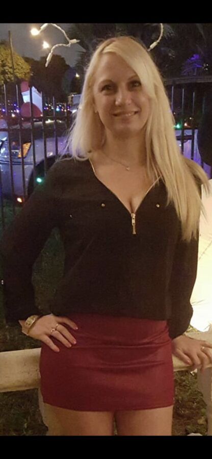 SEXY Mature mom
