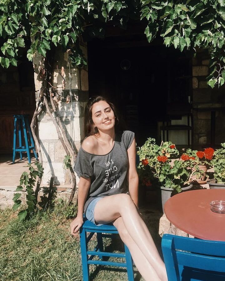 Sexy Selin Genc