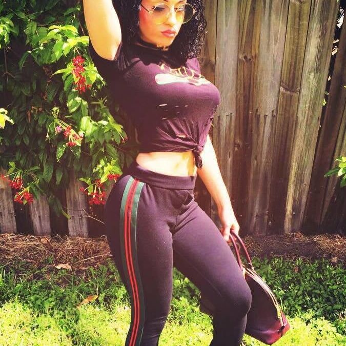 Attractive Virginia Girl And Armenian Mom Of