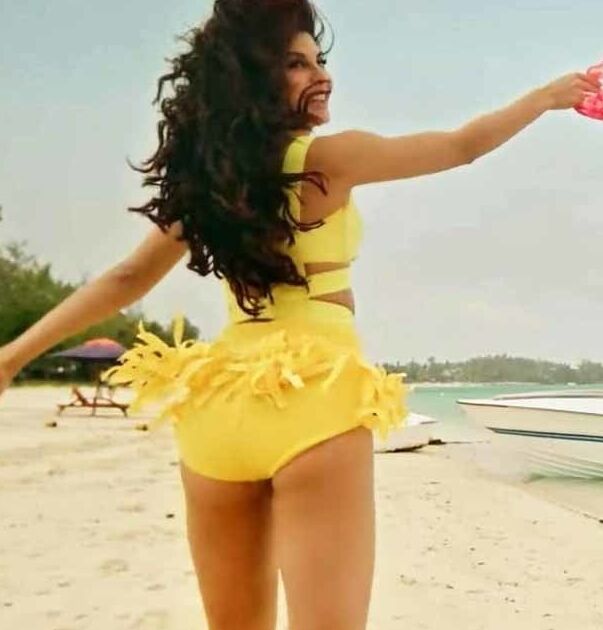 Jacqueline fernandez sexy hot pussy