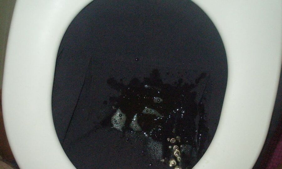 blue skirt piss