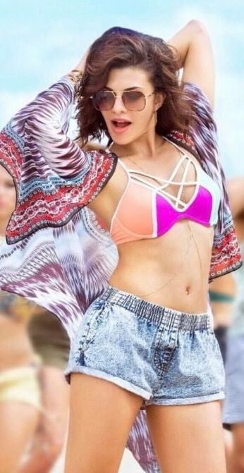 Jacqueline fernandez sexy hot pussy