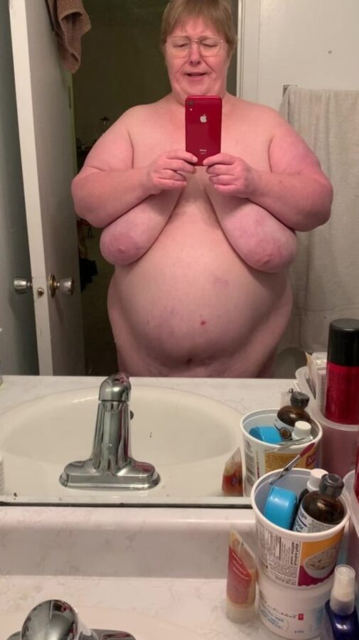 Hoodyman SSBBW : Fat piggy Marisa fucker